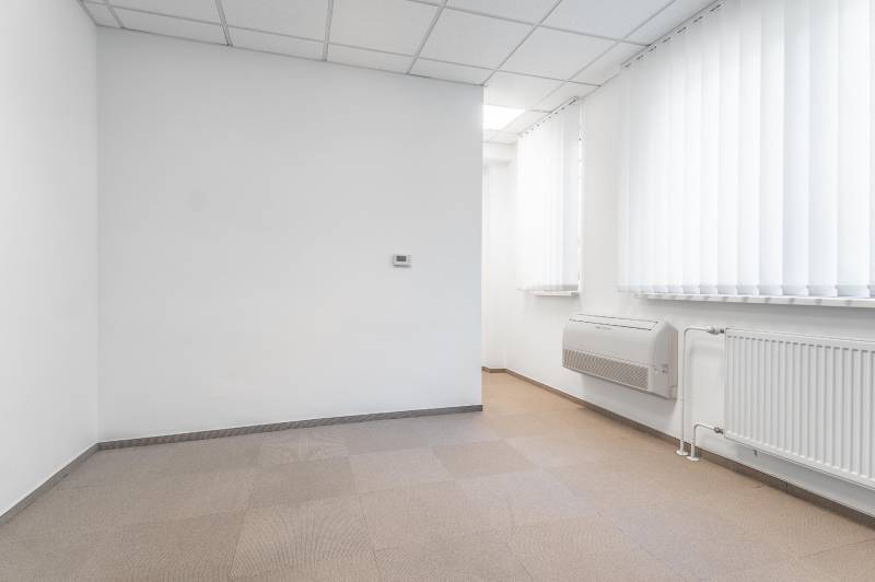 Rent Offices, Offices, Námestie Martina Benku, Bratislava - Staré Mest