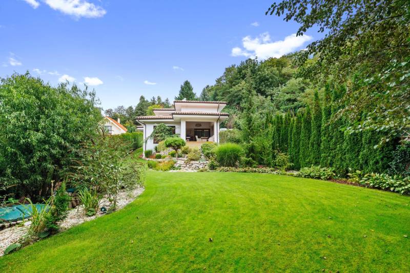 Modern Family Home with Nature at Your Doorstep in Bratislava