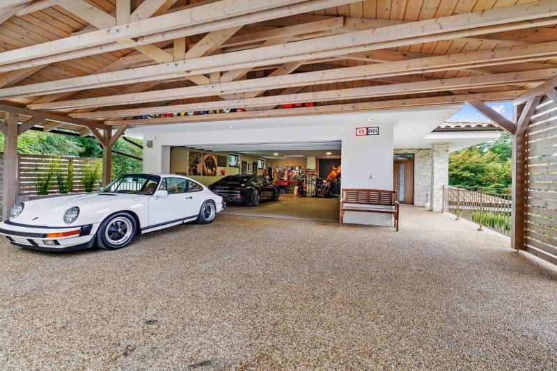 Modern Family Home with Nature at Your Doorstep in Bratislava