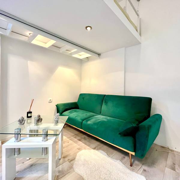 Rent Single studio, Single studio, Grösslingova, Bratislava - Staré Me