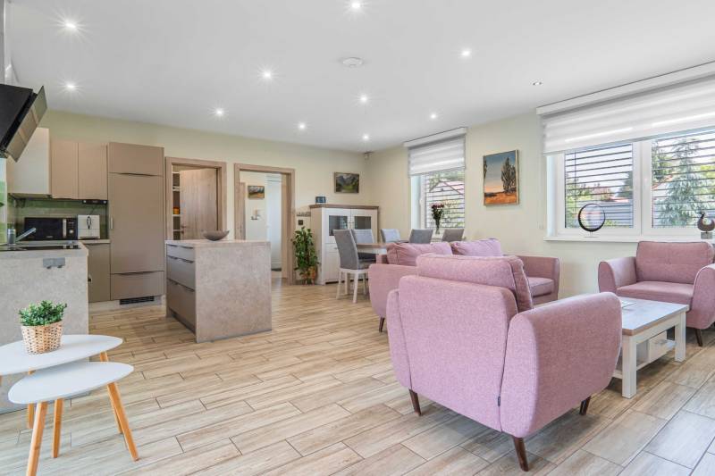 Sale Family house, Family house, Janka Matúšku, Bánovce nad Bebravou, 