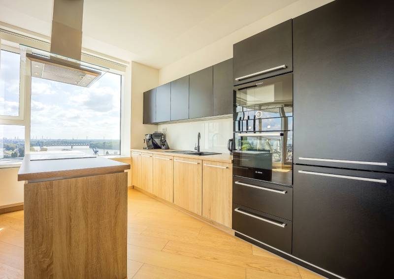 Modern 3-Room Apartment with Stunning Danube Views in Bratislava