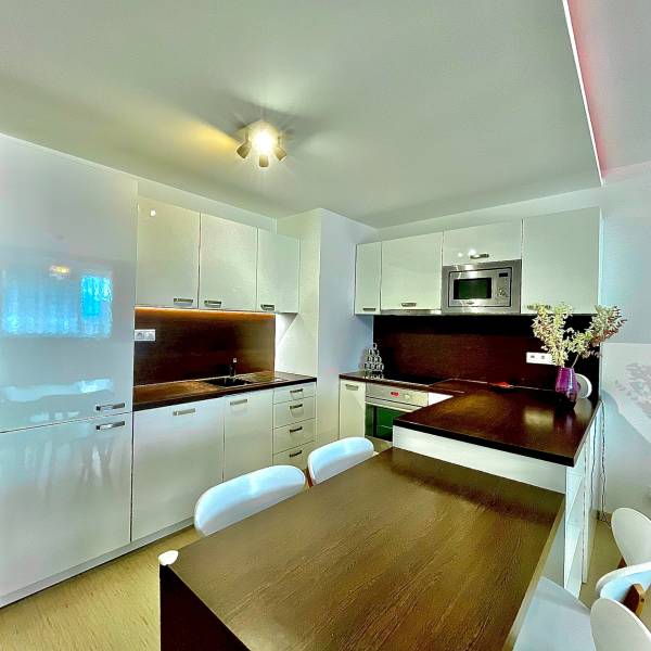 Rent Two bedroom apartment, Two bedroom apartment, Podzáhradná, Bratis