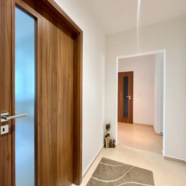 Rent Two bedroom apartment, Two bedroom apartment, Podzáhradná, Bratis