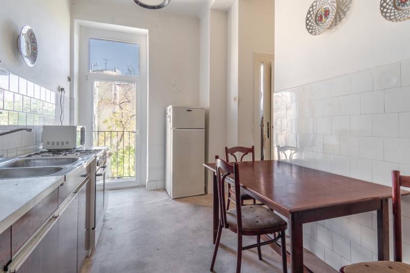 Spacious Historical Apartment in Bratislavas Staré Mesto