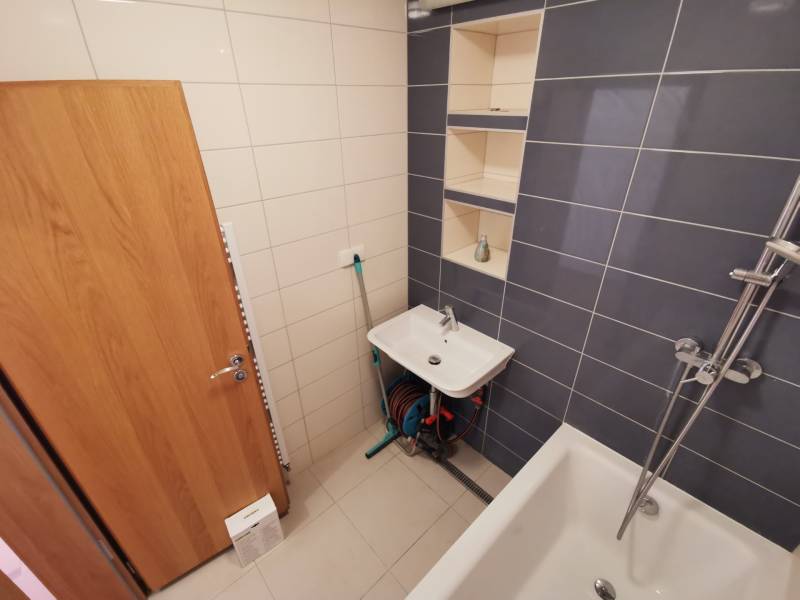 Rent Three bedroom apartment, Three bedroom apartment, Priekopnícka, B