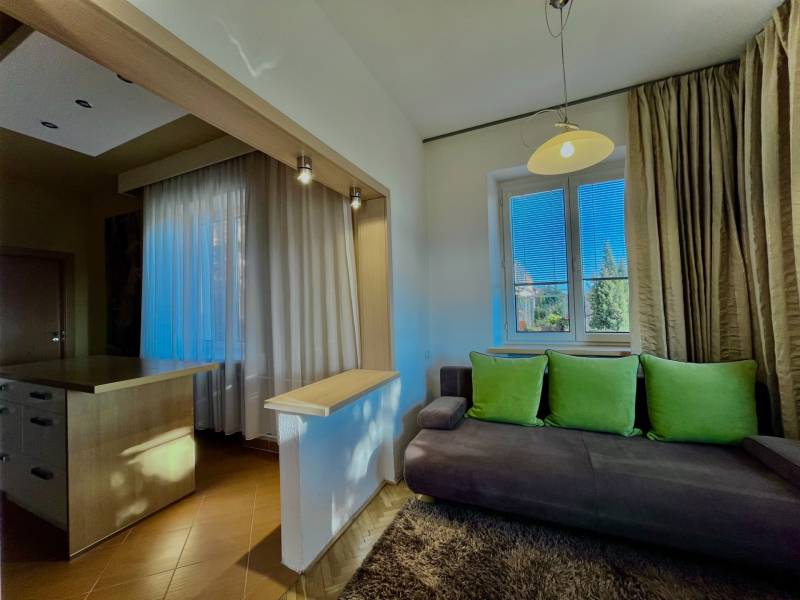 Rent Three bedroom apartment, Three bedroom apartment, Revova, Bratisl