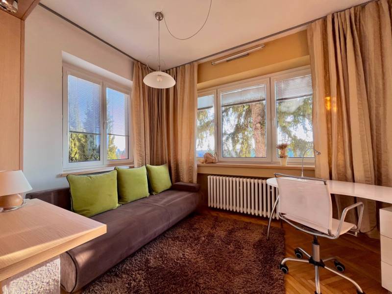 Rent Three bedroom apartment, Three bedroom apartment, Revova, Bratisl