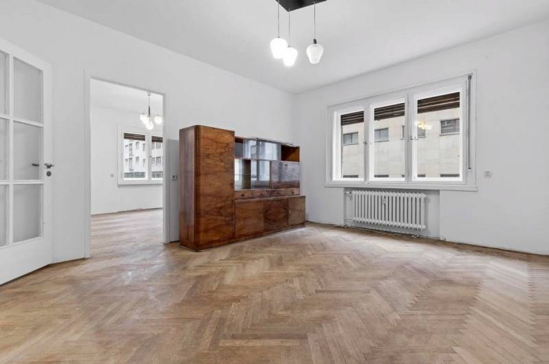 Sale Three bedroom apartment, Three bedroom apartment, Gorkého, Bratis