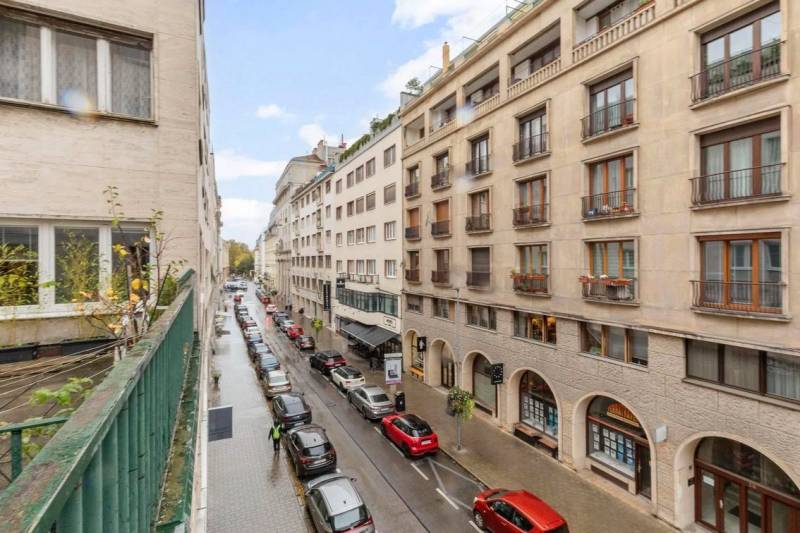 Sale Three bedroom apartment, Three bedroom apartment, Gorkého, Bratis