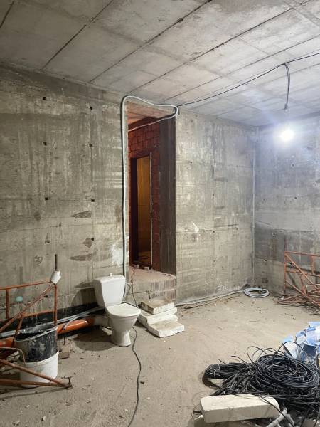 Sale Storehouses and Workshops, Storehouses and Workshops, Magurská, B