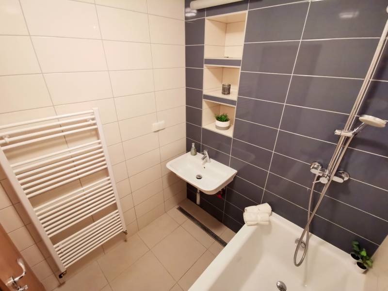 Rent Three bedroom apartment, Three bedroom apartment, Priekopnícka, B