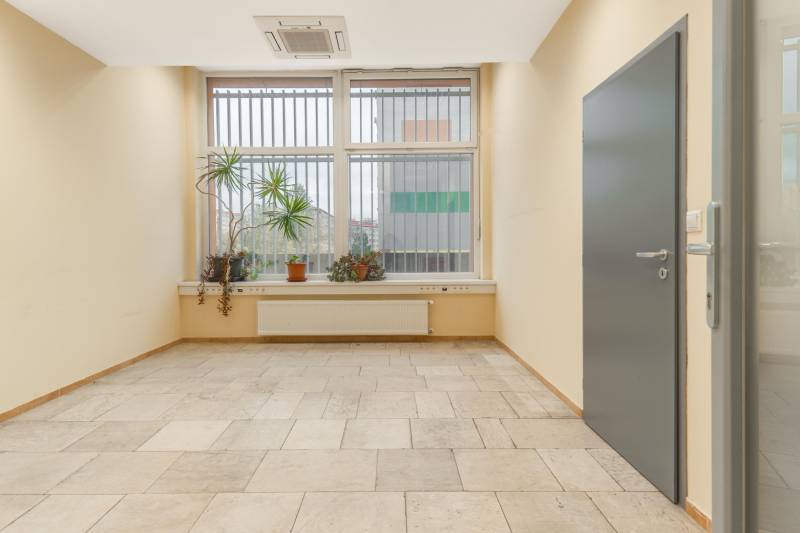 Sale Offices, Offices, Holíčska, Bratislava - Petržalka, Slovakia