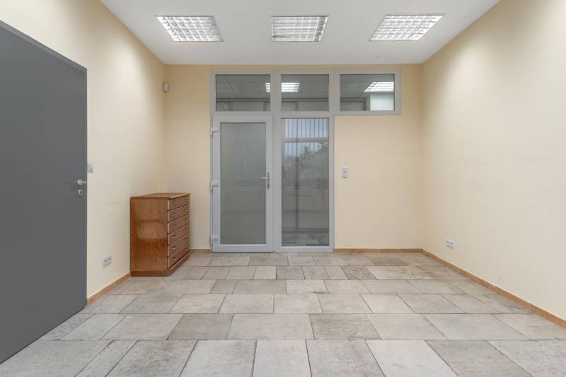 Sale Offices, Offices, Holíčska, Bratislava - Petržalka, Slovakia