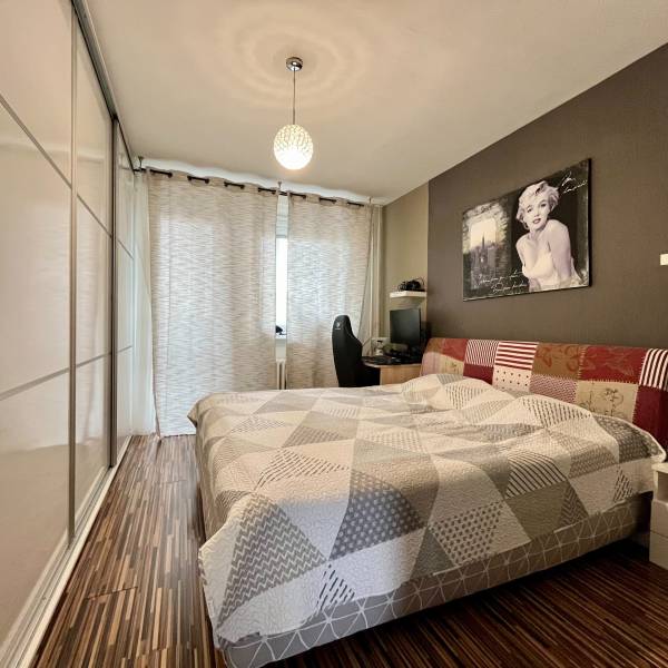 Rent Two bedroom apartment, Two bedroom apartment, Námestí Hraničiarov