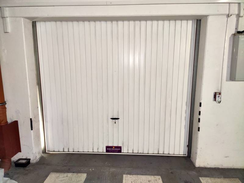 Sale Garage, Garage, Ľudovíta Fullu, Bratislava - Karlova Ves, Slovaki
