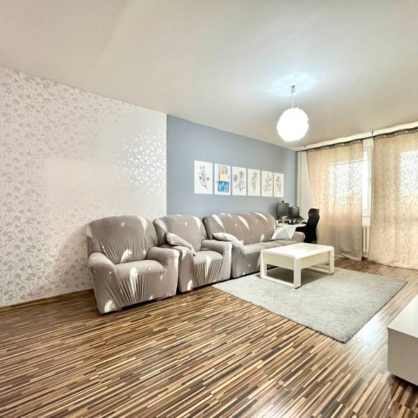 Rent Two bedroom apartment, Two bedroom apartment, Námestí Hraničiarov