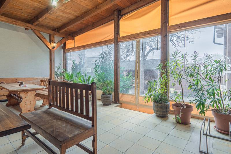 Sale Hotels and pensions, Hotels and pensions, Hollého, Skalica, Slova