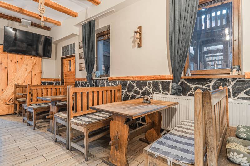 Sale Hotels and pensions, Hotels and pensions, Hollého, Skalica, Slova