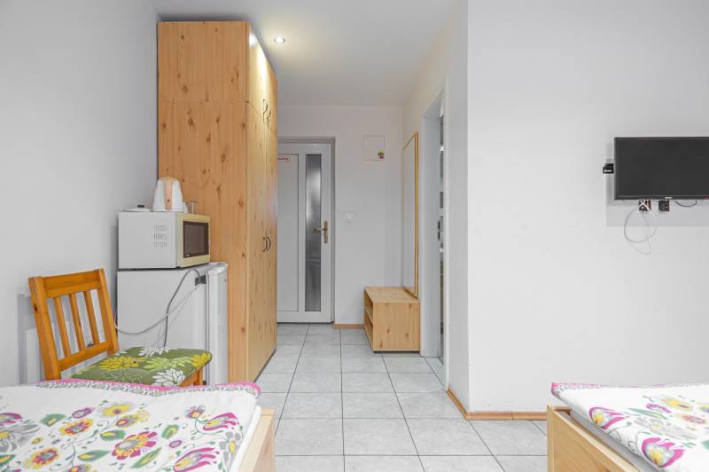 Sale Hotels and pensions, Hotels and pensions, Hollého, Skalica, Slova