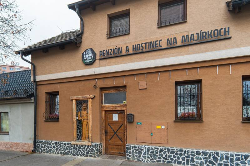 Sale Hotels and pensions, Hotels and pensions, Hollého, Skalica, Slova