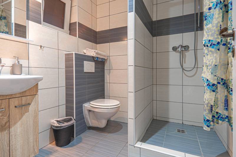 Sale Hotels and pensions, Hotels and pensions, Hollého, Skalica, Slova