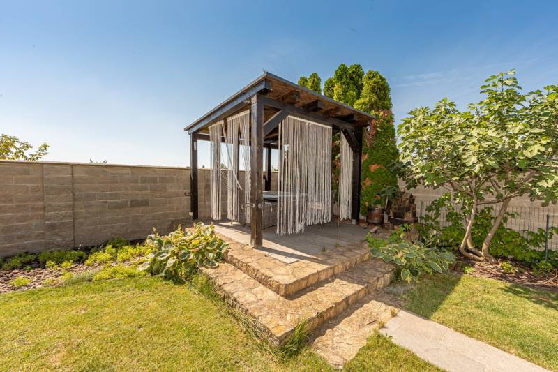 Sale Villa, Villa, Azalková, Senec, Slovakia