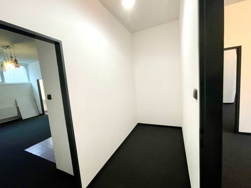 Sale Offices, Offices, Bratislava - Nové Mesto, Slovakia