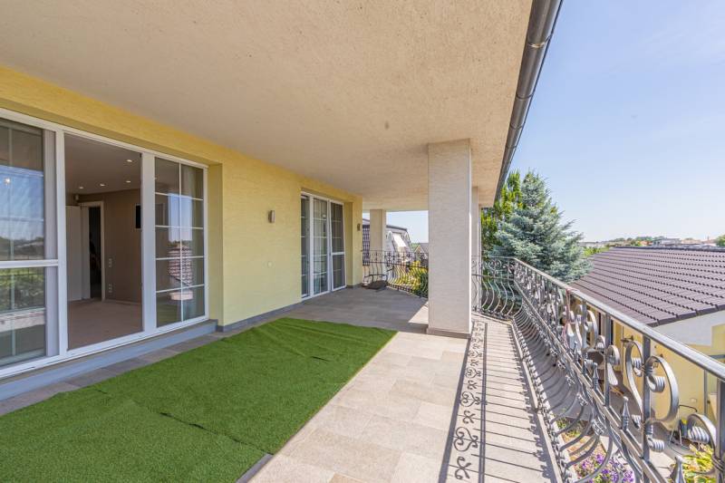 Sale Villa, Villa, Azalková, Senec, Slovakia