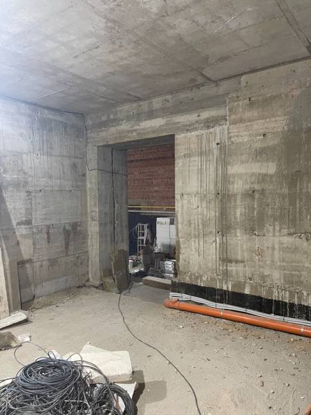 Sale Storehouses and Workshops, Storehouses and Workshops, Magurská, B