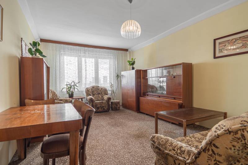 Sale Three bedroom apartment, Three bedroom apartment, Č. Parašutistov