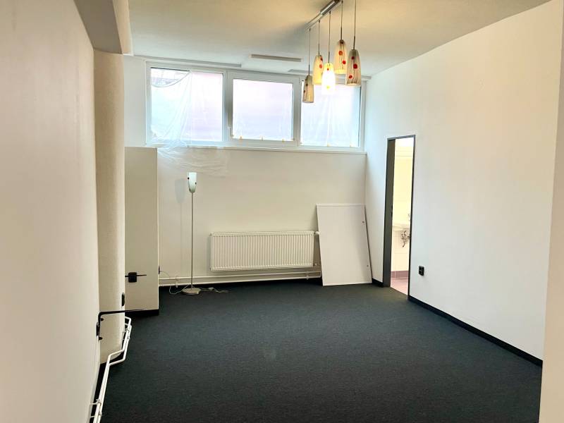 Sale Commercial premises, Commercial premises, Jozefa Cígera Hronského