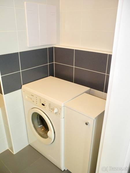 Rent One bedroom apartment, One bedroom apartment, Rustaveliho, Bratis