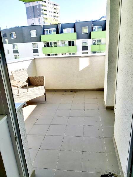 Rent One bedroom apartment, One bedroom apartment, Rustaveliho, Bratis