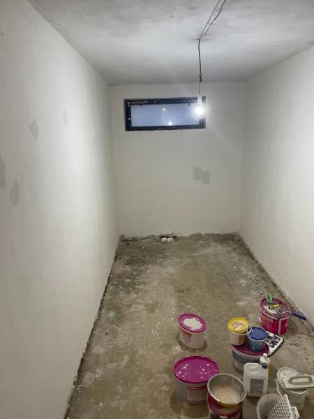 Sale Storehouses and Workshops, Storehouses and Workshops, Magurská, B