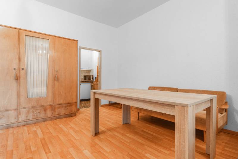 Sale Studio, Studio, Gläserstraße, Neunkirchen, Austria