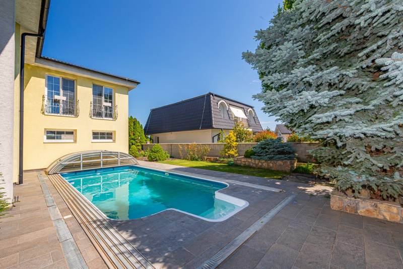 Sale Villa, Villa, Azalková, Senec, Slovakia