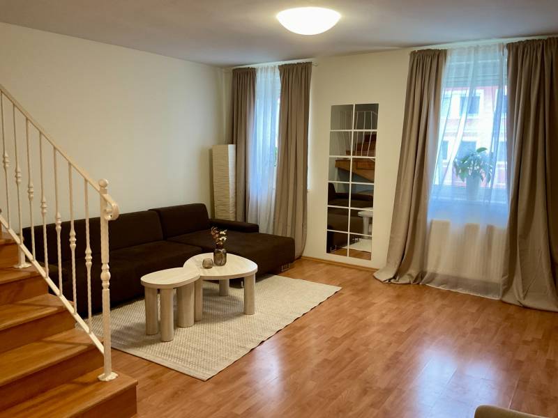 Rent Two bedroom apartment, Two bedroom apartment, Špitálska, Bratisla