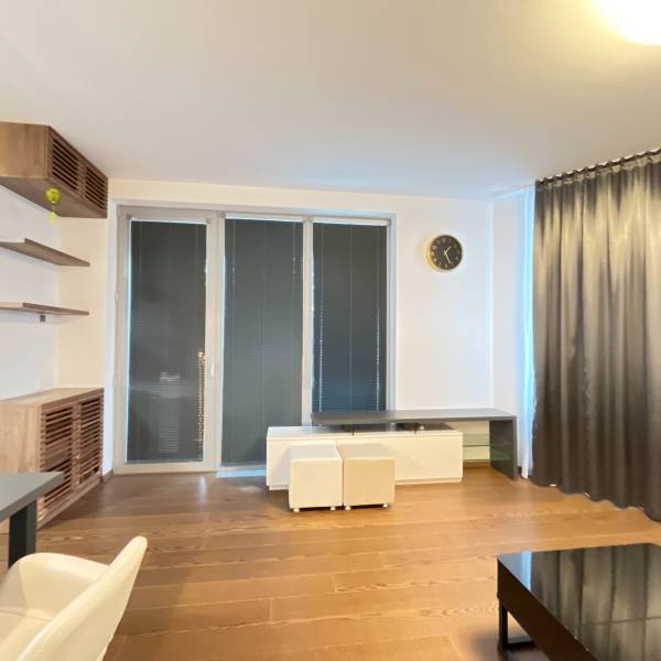 Rent Two bedroom apartment, Two bedroom apartment, Továrenská, Bratisl