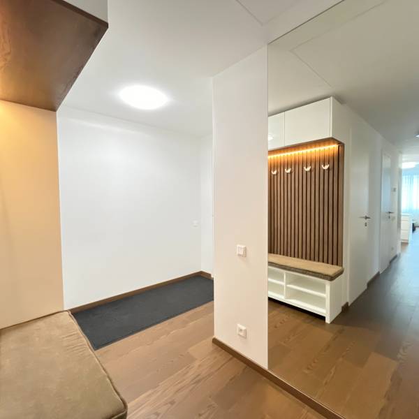 Rent Two bedroom apartment, Two bedroom apartment, Továrenská, Bratisl