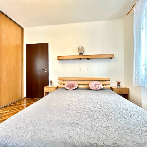 Rent One bedroom apartment, One bedroom apartment, Odbojárov, Bratisla