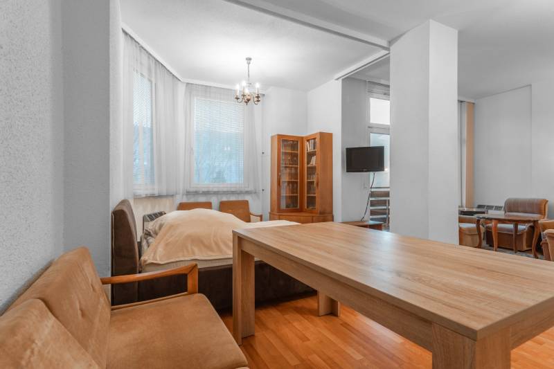 Sale Studio, Studio, Gläserstraße, Neunkirchen, Austria