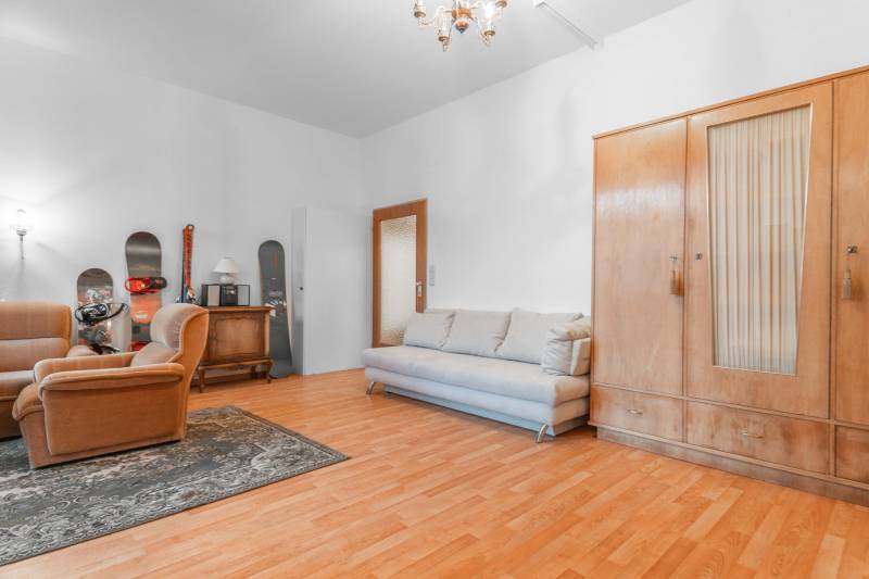 Sale Studio, Studio, Gläserstraße, Neunkirchen, Austria