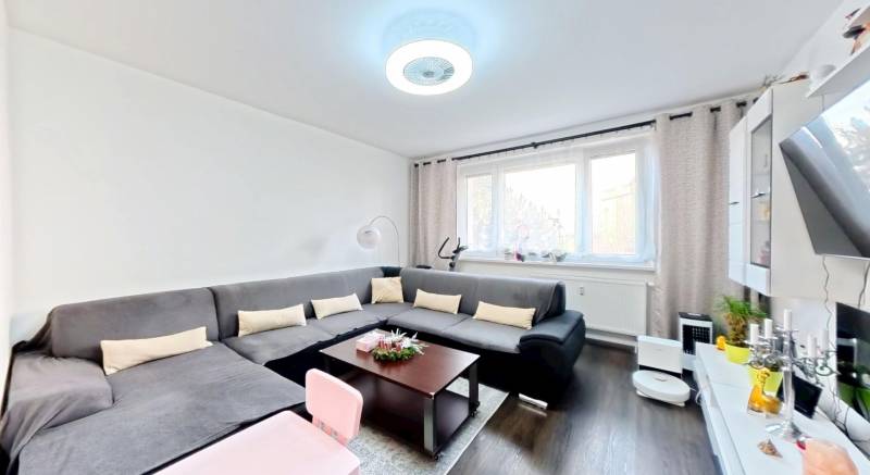 Sale Three bedroom apartment, Three bedroom apartment, Vyšehradská 23,