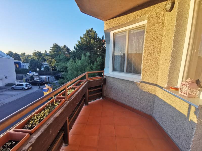 Rent Three bedroom apartment, Three bedroom apartment, Priekopnícka, B