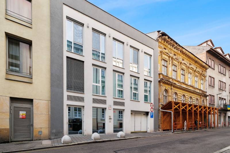 Rent Two bedroom apartment, Two bedroom apartment, Kozia, Bratislava -