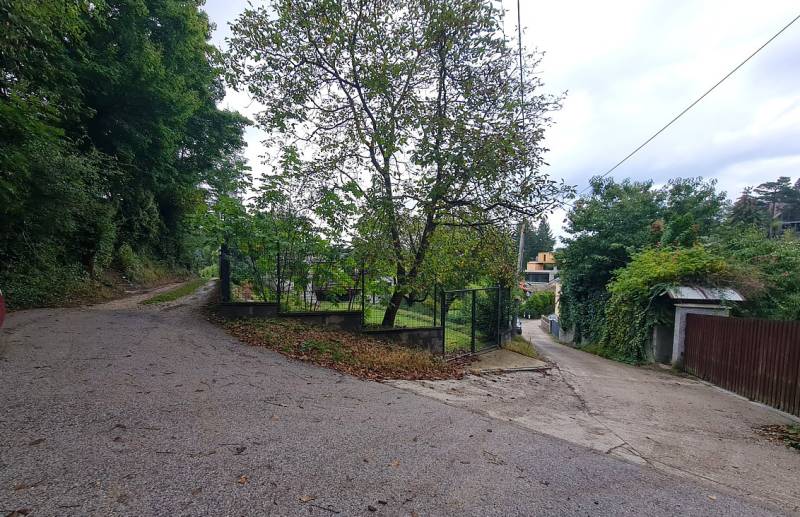 Sale Land – for living, Land – for living, Tavarikova osada, Bratislav