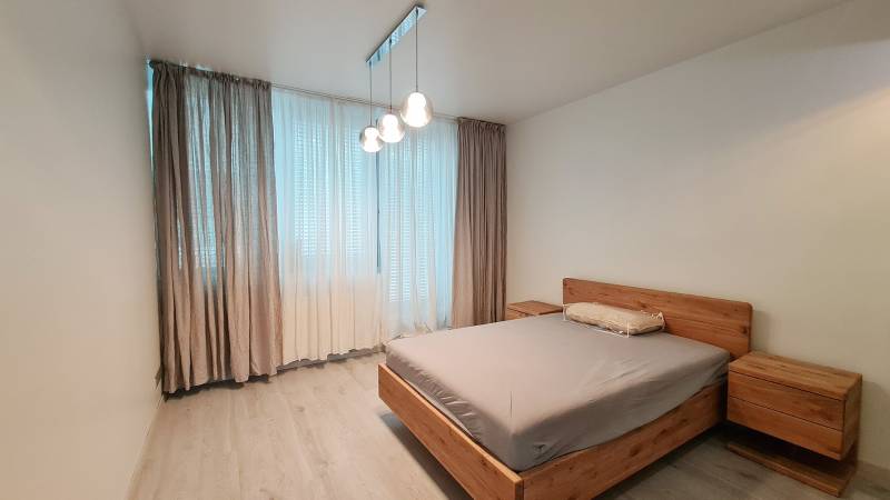 Rent Two bedroom apartment, Two bedroom apartment, Dvořákovo nábrežie,