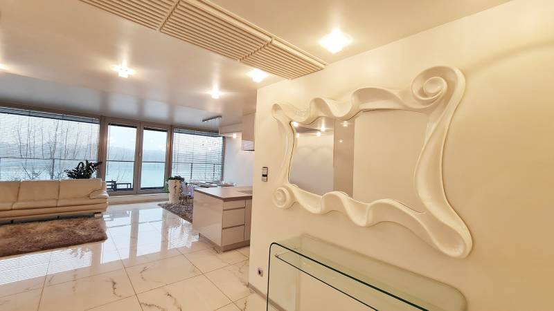 Rent Two bedroom apartment, Two bedroom apartment, Dvořákovo nábrežie,