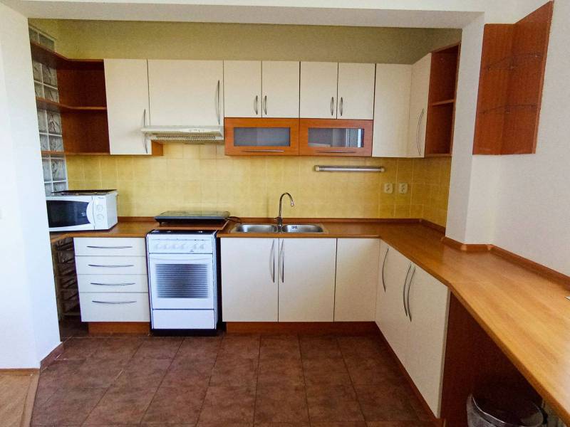 Rent Two bedroom apartment, Two bedroom apartment, Ul. Nejedlého, Brat